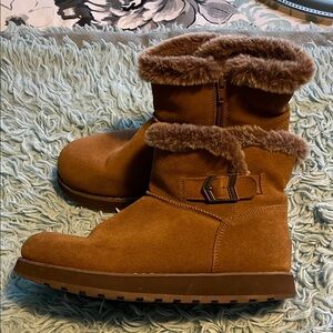 Skechers suede boots